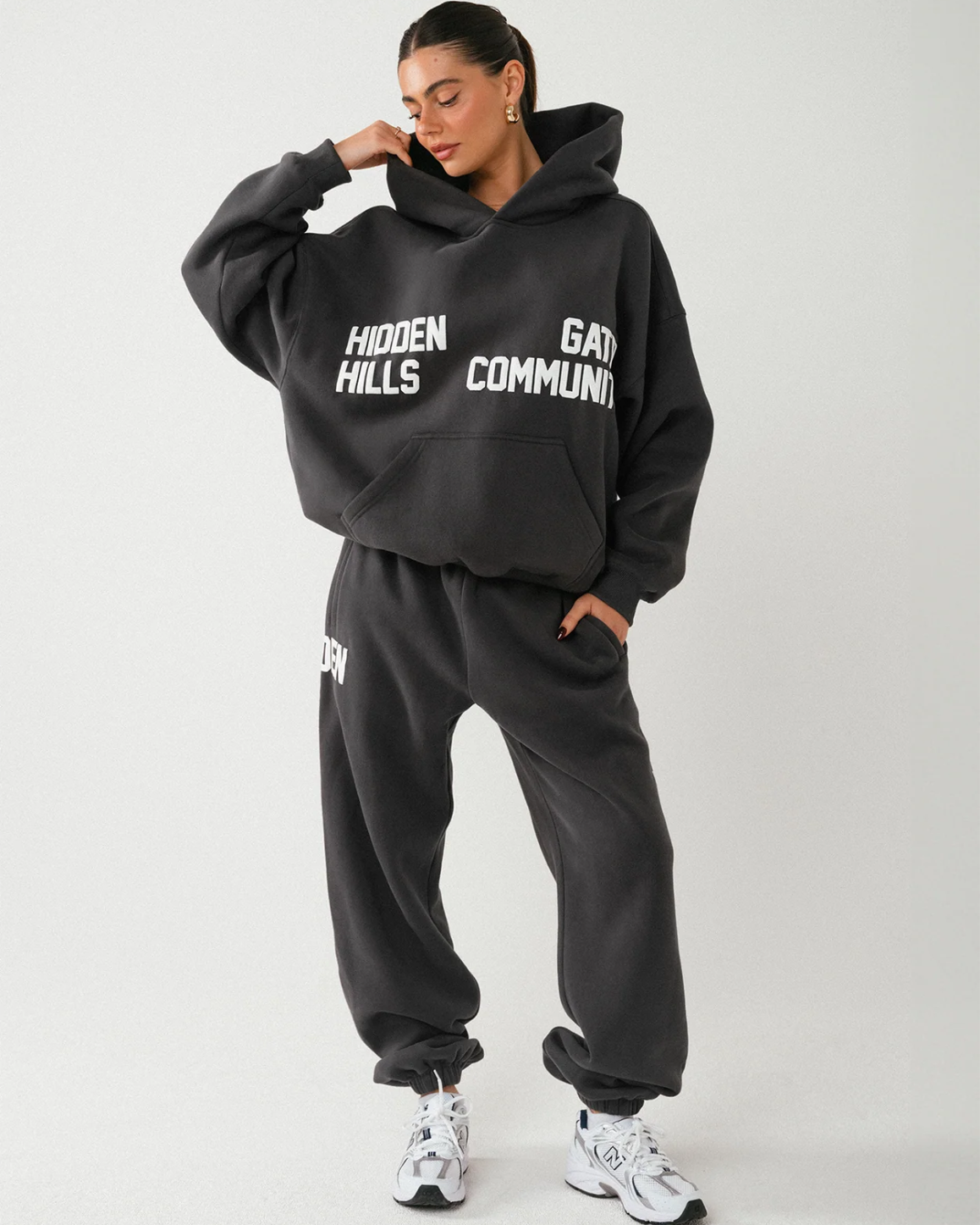 HIDDEN HILLS TRACKSUIT III