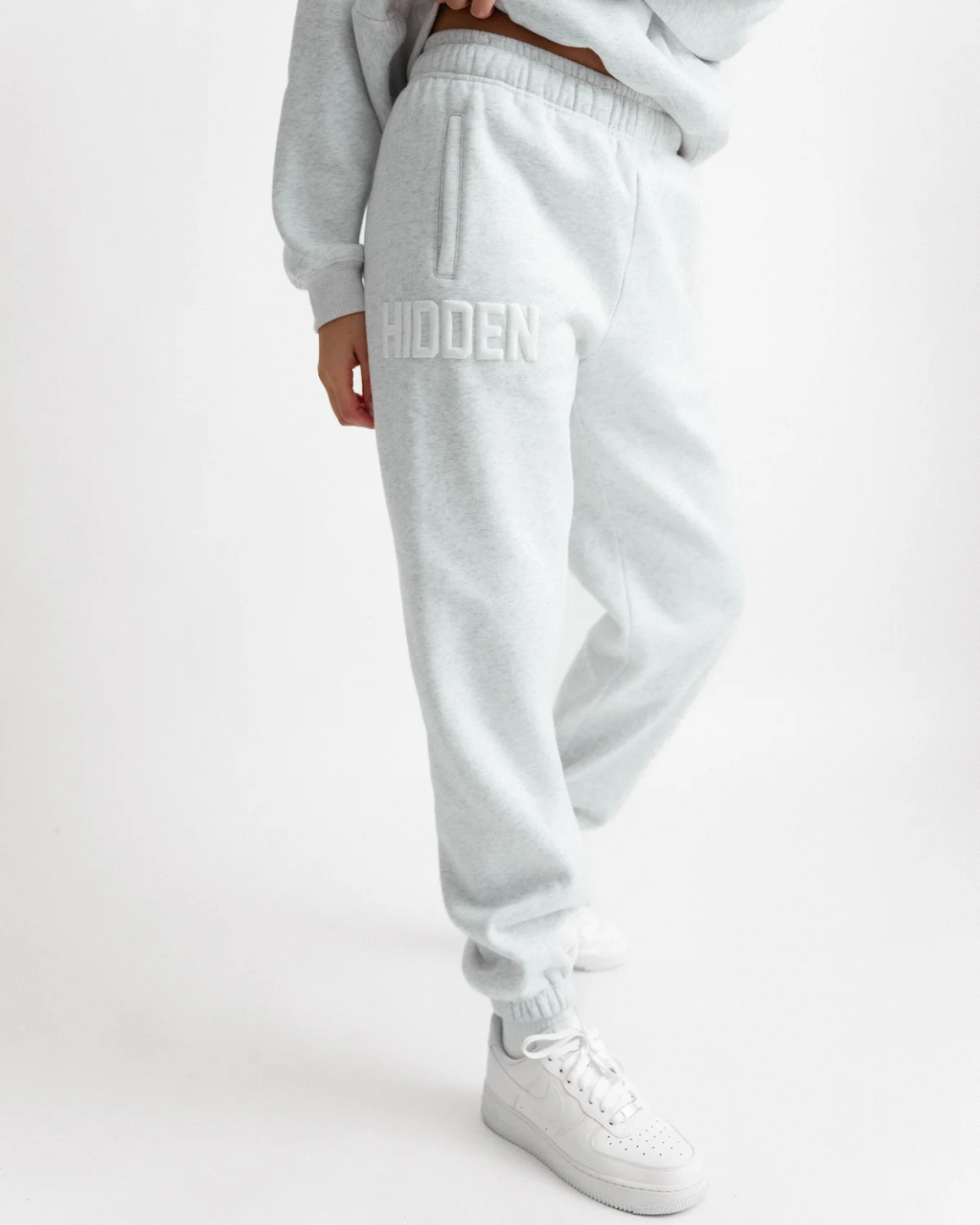 HIDDEN HILLS TRACKSUIT III