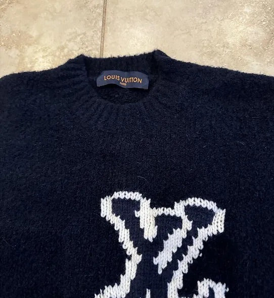 LOUIS V SWEATER
