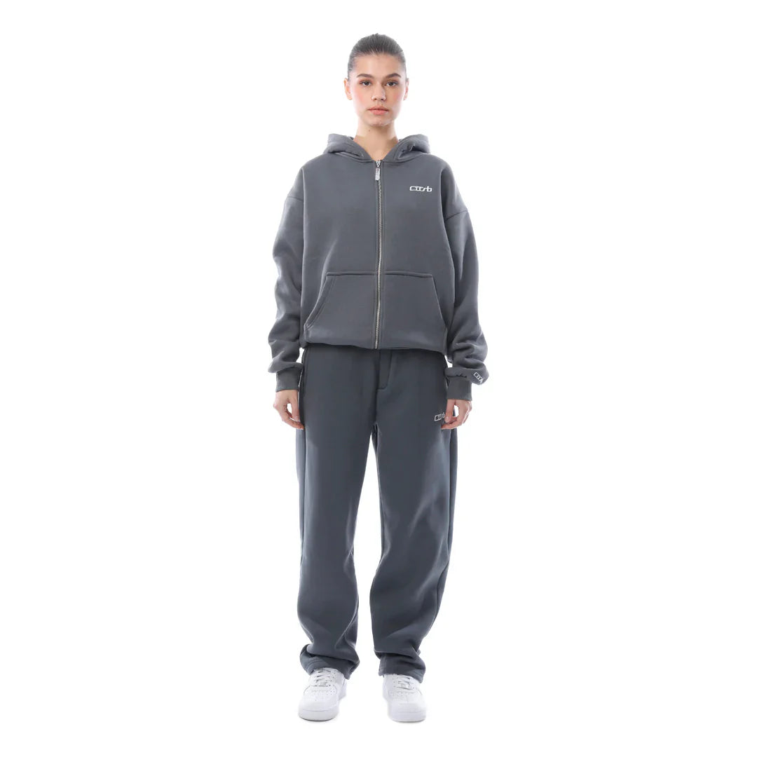 NOVAIRE - Tracksuit