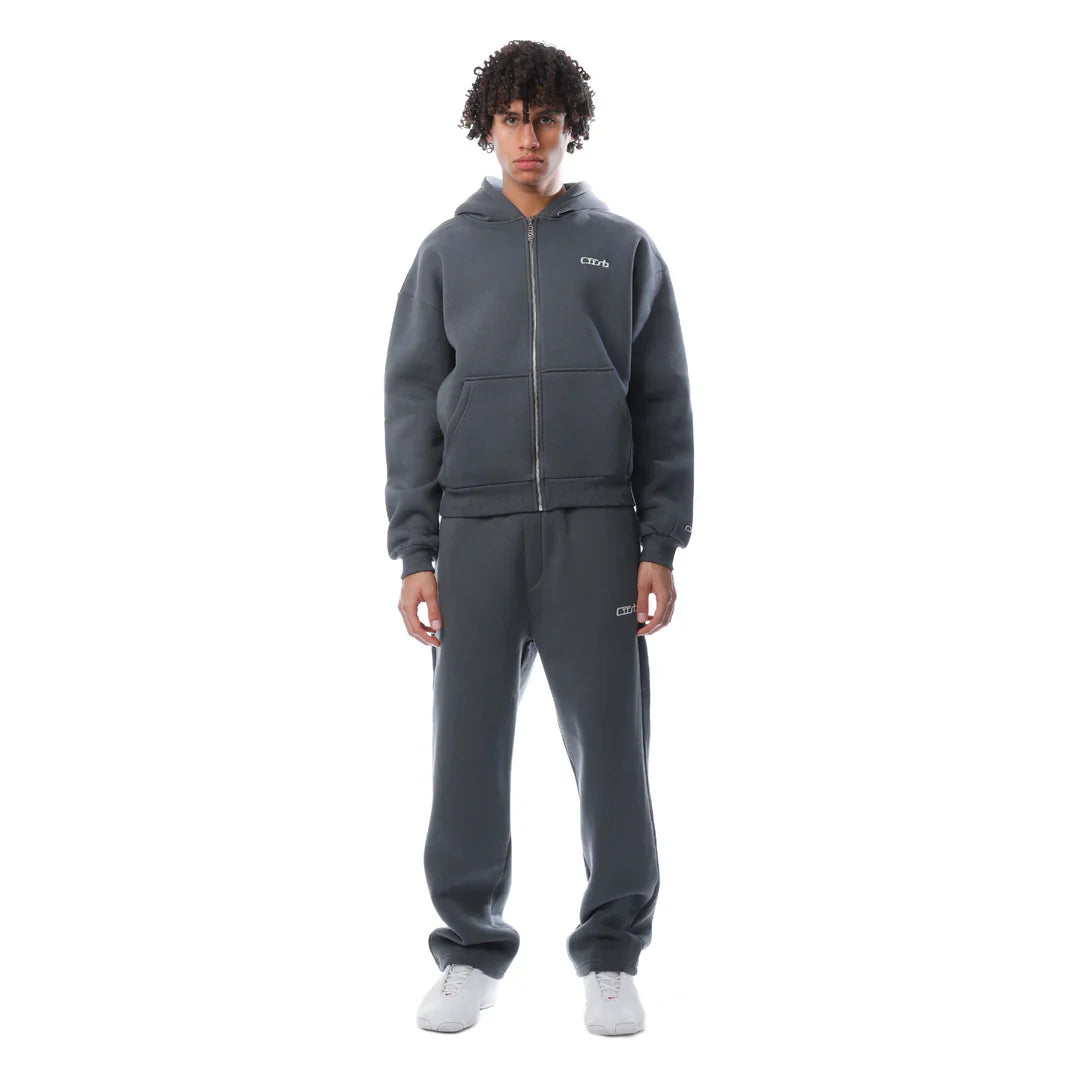 NOVAIRE - Tracksuit